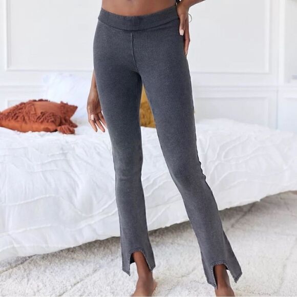 Urban outfitters out from under vail ribbed pants - Picture 1 of 4